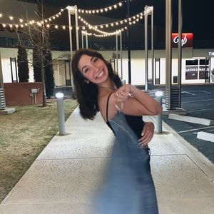 Meet your Posher, Madi